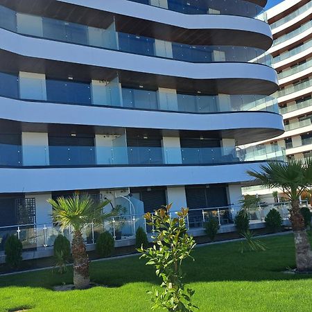 Mamaia Nord Studio La 10 M De Plaja Langa Cluburi Exterior photo